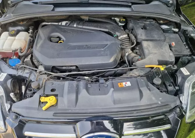 FORD Focus 1.6 EcoBoost Edition Start