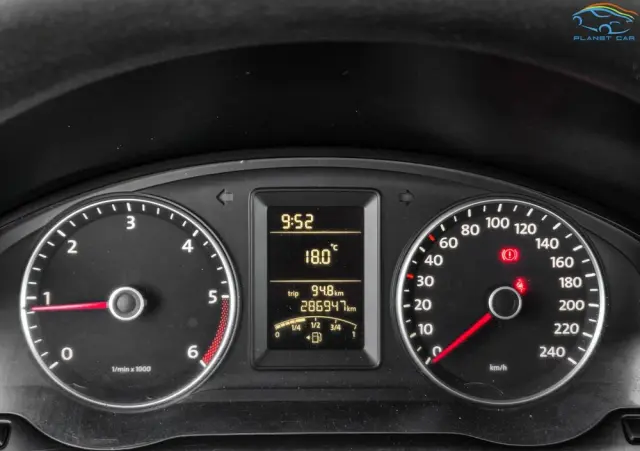 VOLKSWAGEN 2010 T5 TRANSPORTER BUDEL KABINA BRYGADÓWKA 2.0 140 KM 