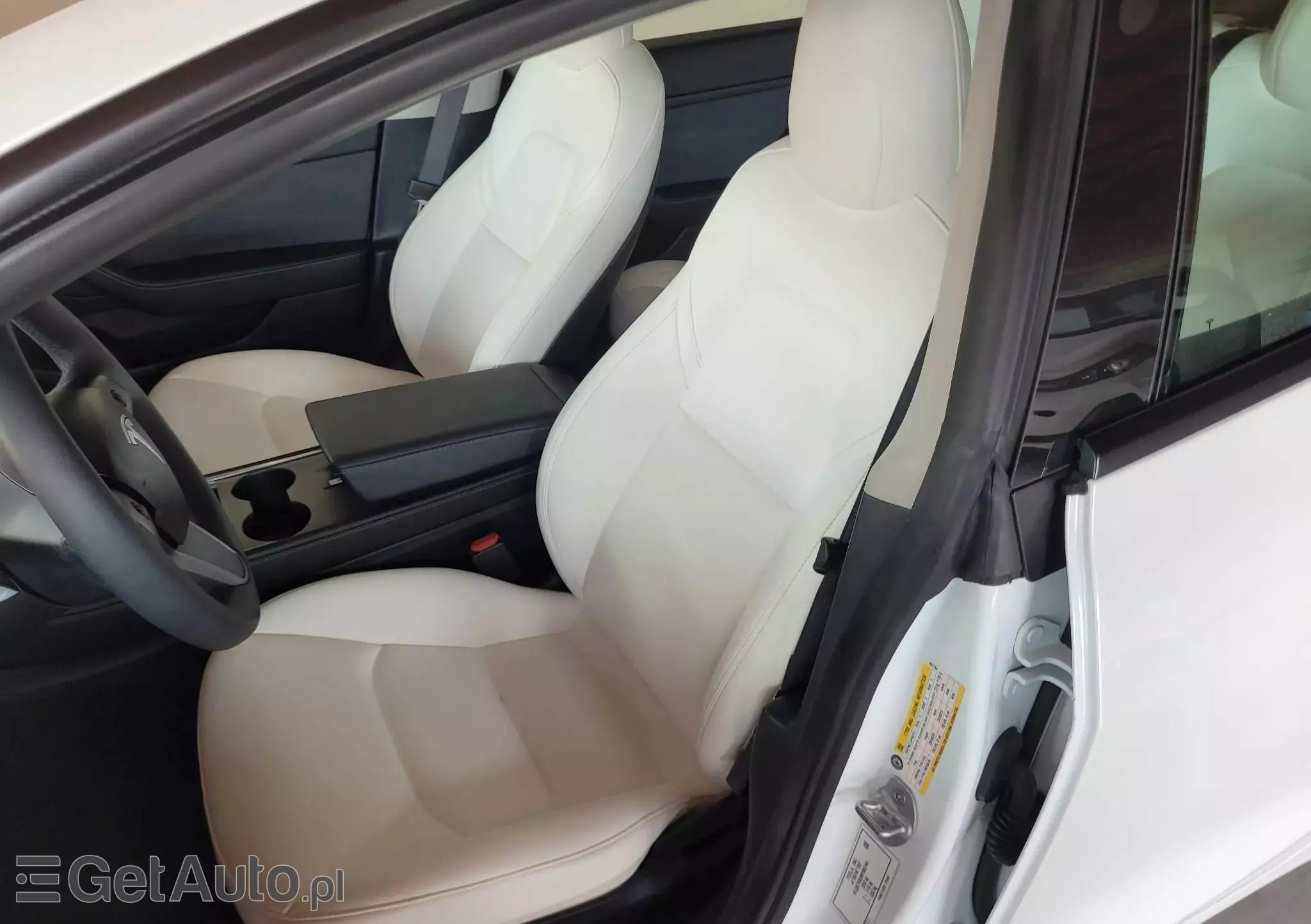 TESLA Model 3 Performance AWD