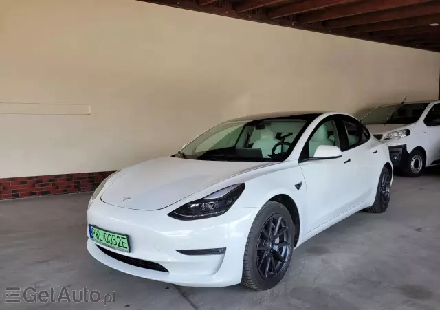 TESLA Model 3 Performance AWD