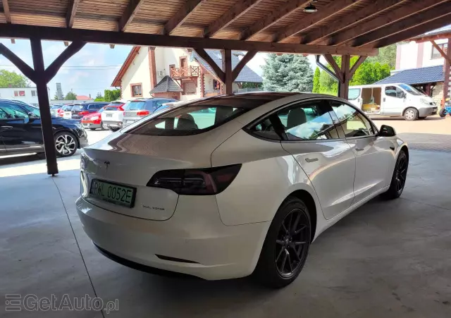TESLA Model 3 Performance AWD