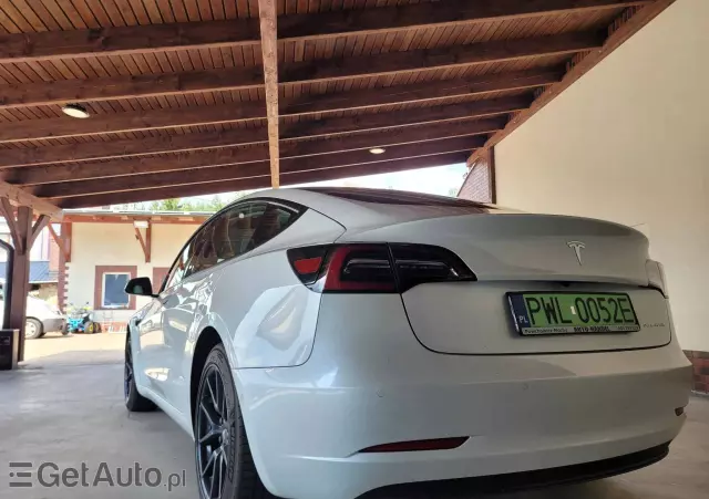 TESLA Model 3 Performance AWD