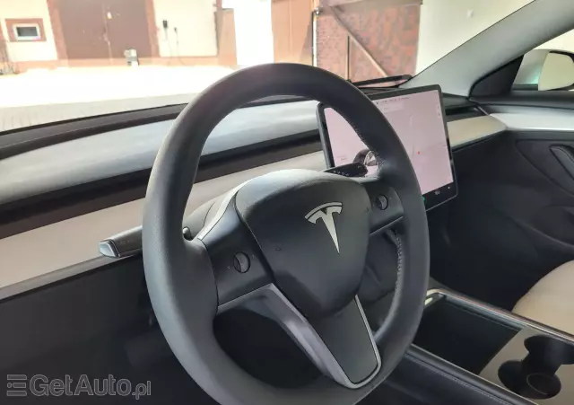 TESLA Model 3 Performance AWD
