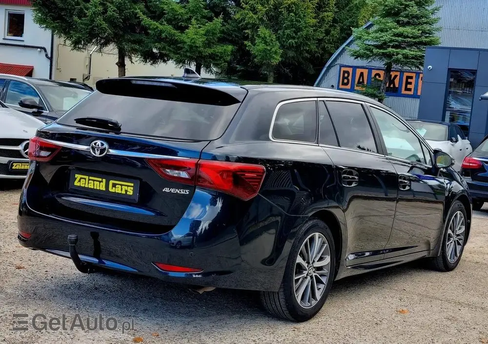 TOYOTA Avensis 2.0 D-4D Premium