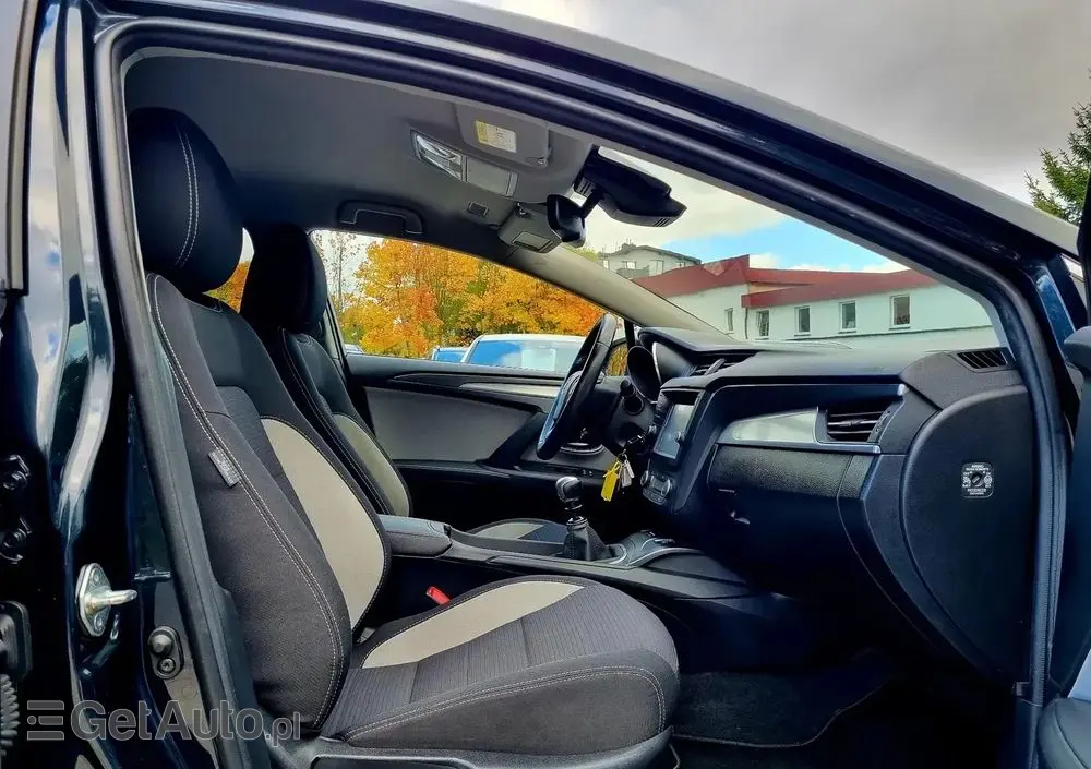 TOYOTA Avensis 2.0 D-4D Premium