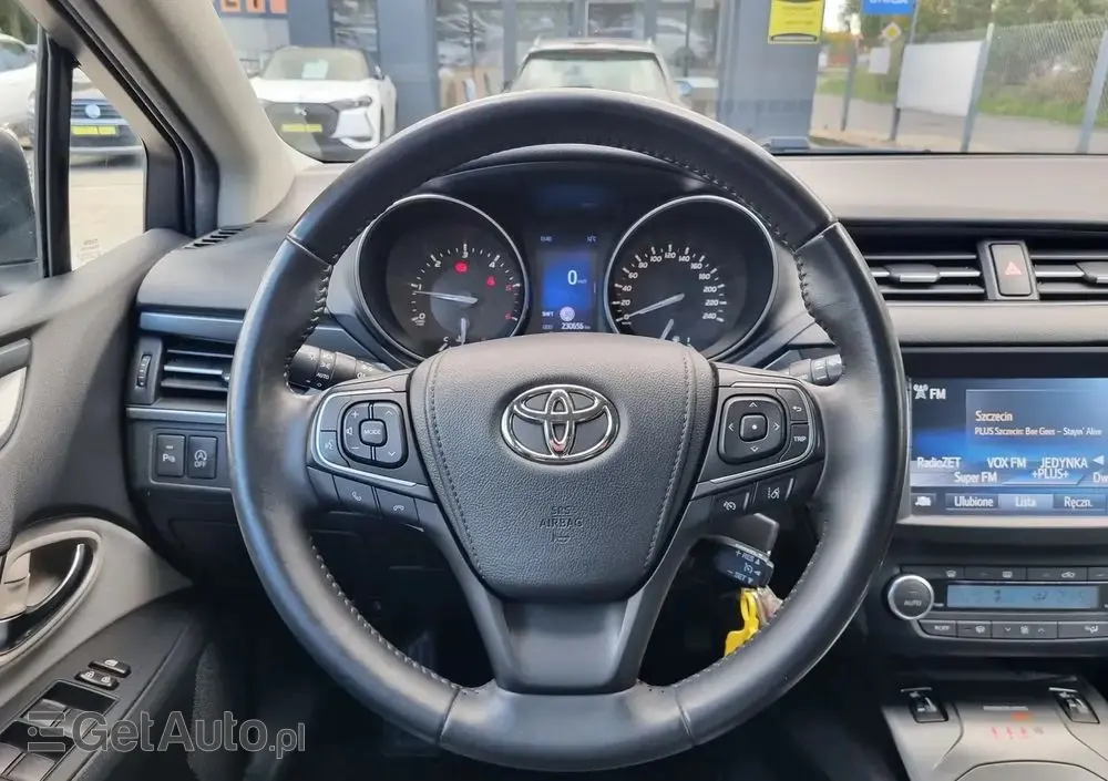 TOYOTA Avensis 2.0 D-4D Premium