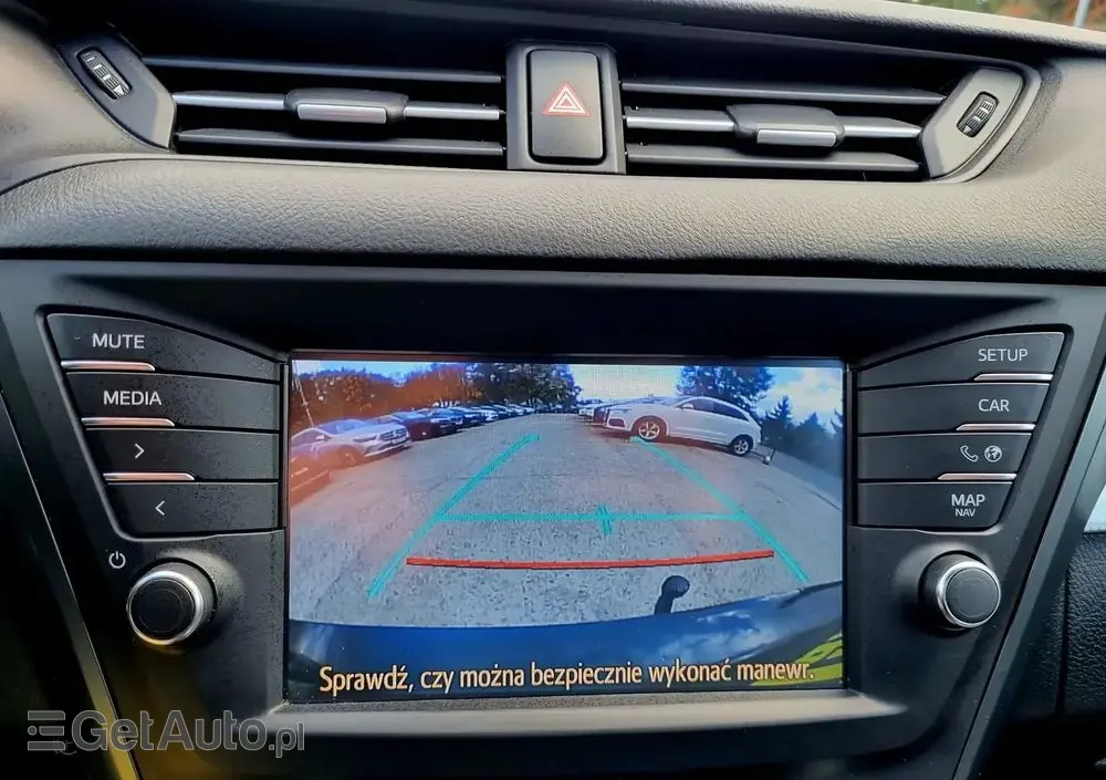 TOYOTA Avensis 2.0 D-4D Premium