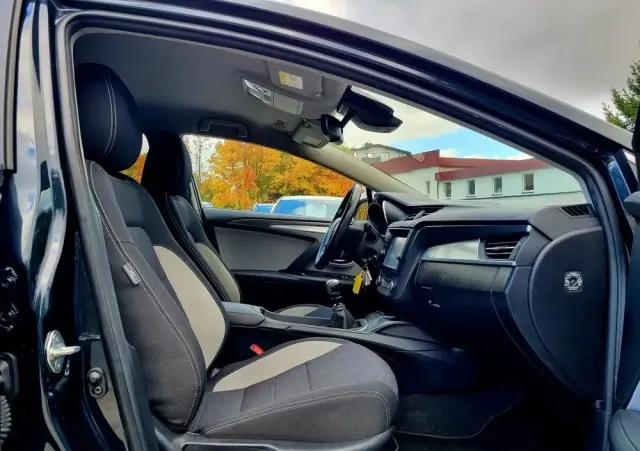 TOYOTA Avensis 2.0 D-4D Premium