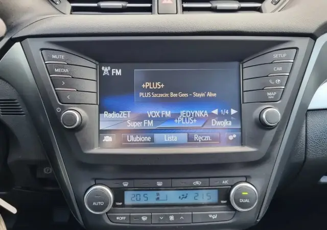 TOYOTA Avensis 2.0 D-4D Premium