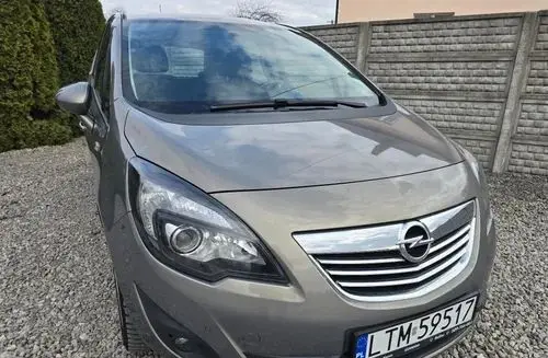 OPEL Meriva 