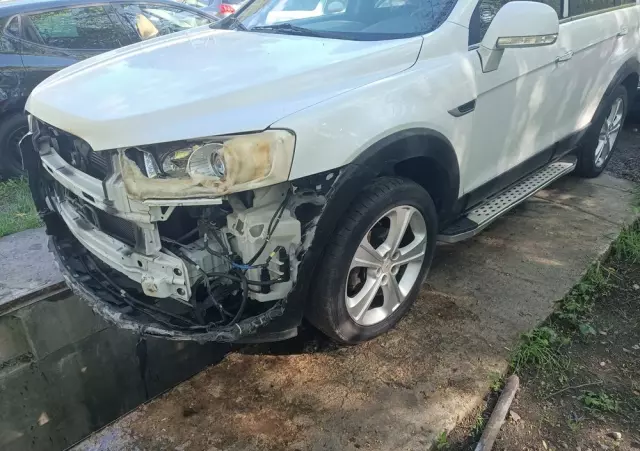 CHEVROLET Captiva 2.2 TD AWD LT+