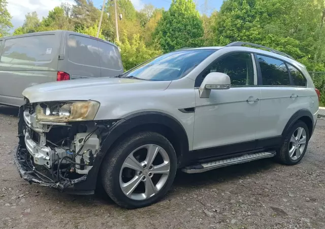 CHEVROLET Captiva 2.2 TD AWD LT+