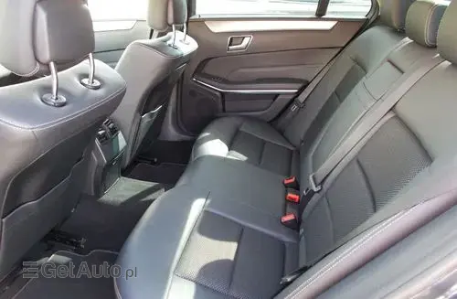 MERCEDES-BENZ Klasa E 