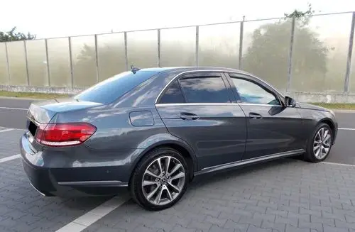 MERCEDES-BENZ Klasa E 