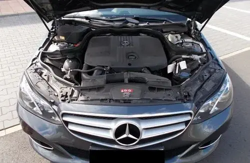 MERCEDES-BENZ Klasa E 