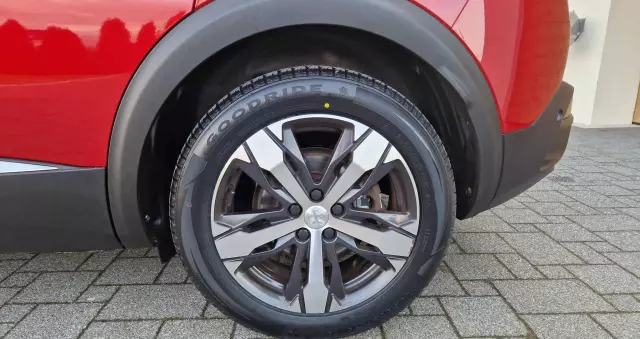 PEUGEOT 3008 BlueHDi 180 Stop & Start EAT8 GT