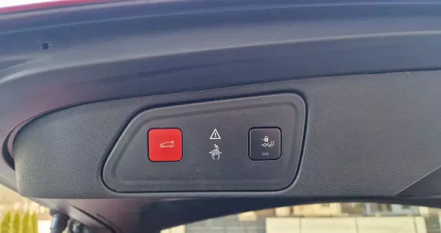 PEUGEOT 3008 BlueHDi 180 Stop & Start EAT8 GT