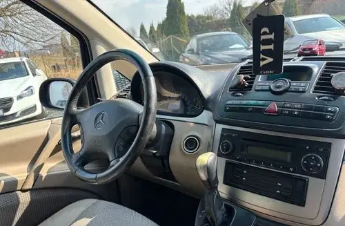 MERCEDES-BENZ Viano 