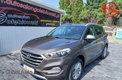 HYUNDAI Tucson 