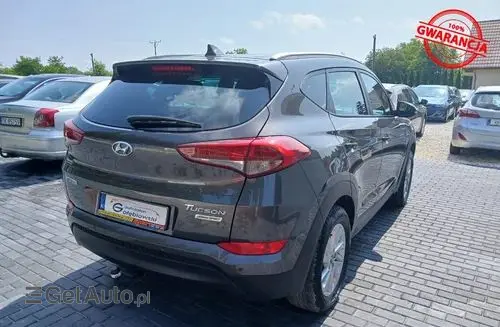 HYUNDAI Tucson 