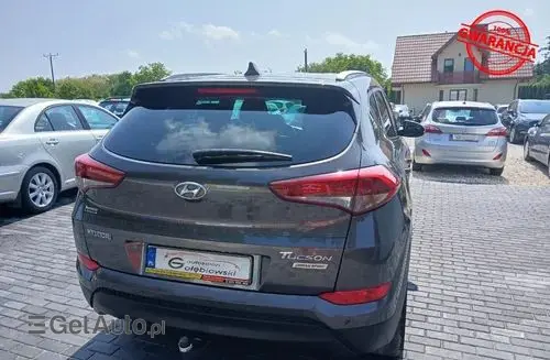 HYUNDAI Tucson 