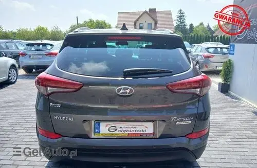 HYUNDAI Tucson 