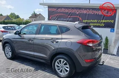 HYUNDAI Tucson 