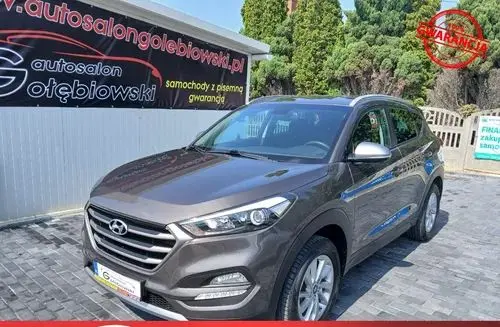 HYUNDAI Tucson 