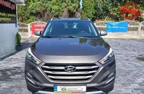 HYUNDAI Tucson 