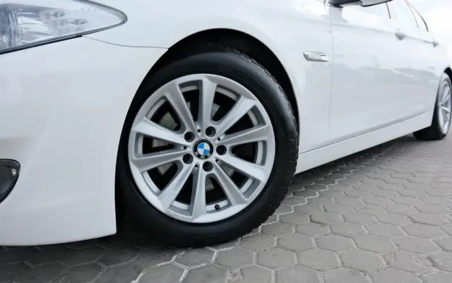 BMW Seria 5 520d Touring