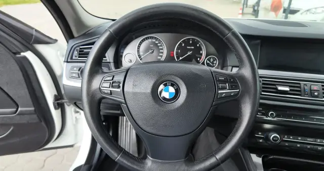 BMW Seria 5 520d Touring