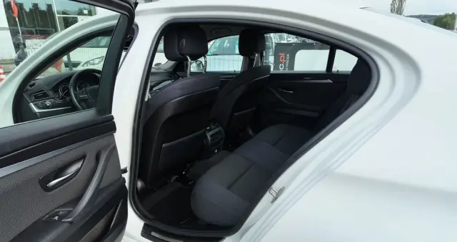 BMW Seria 5 520d Touring