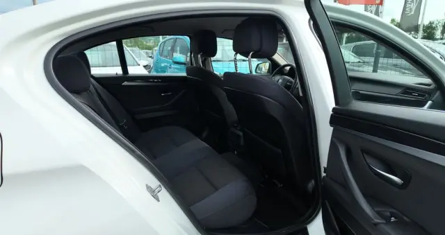 BMW Seria 5 520d Touring