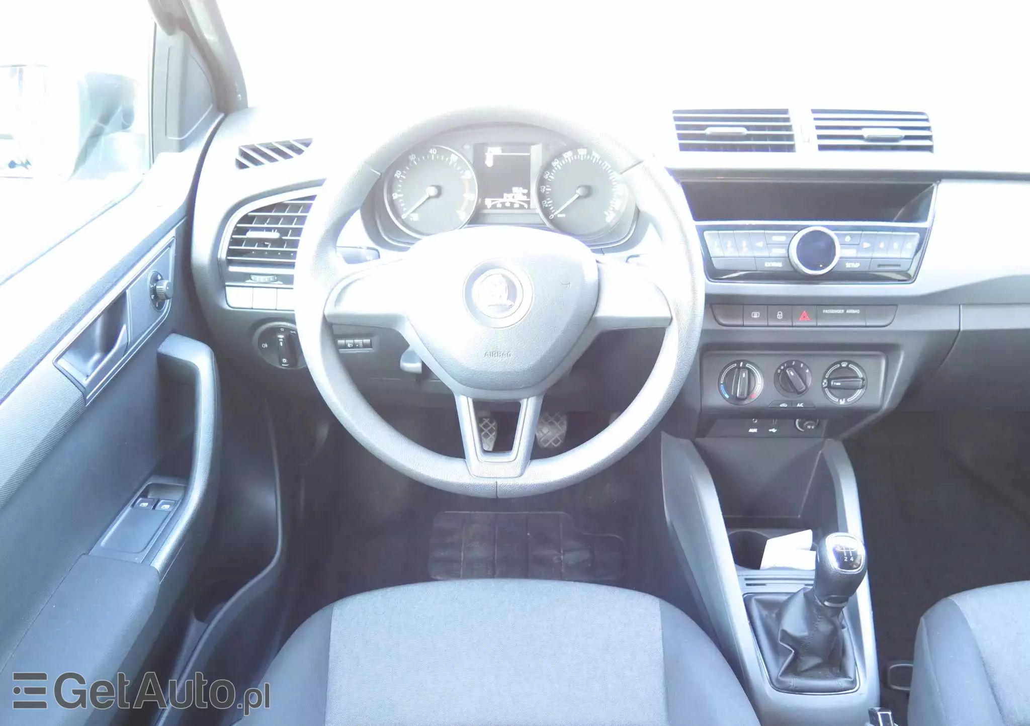 SKODA Fabia 1.2 TSI Active