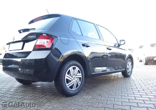SKODA Fabia 1.2 TSI Active