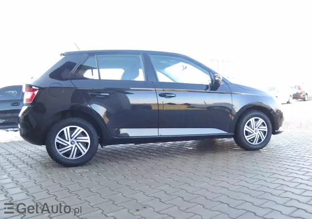 SKODA Fabia 1.2 TSI Active
