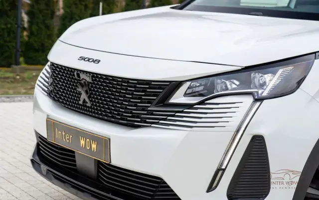 PEUGEOT 5008 1.6 PureTech GT Pack S&S EAT8
