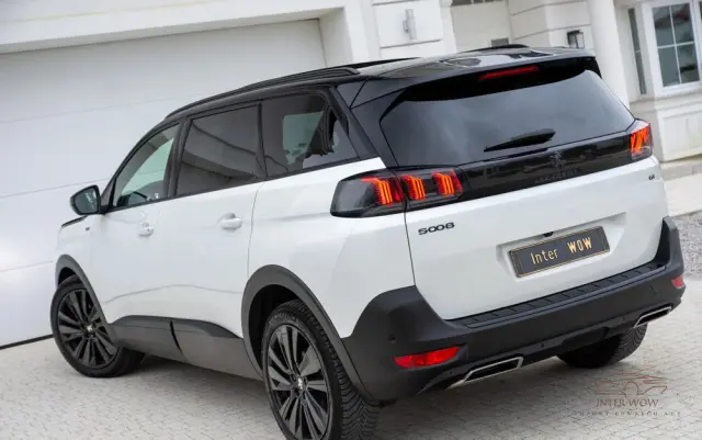PEUGEOT 5008 1.6 PureTech GT Pack S&S EAT8