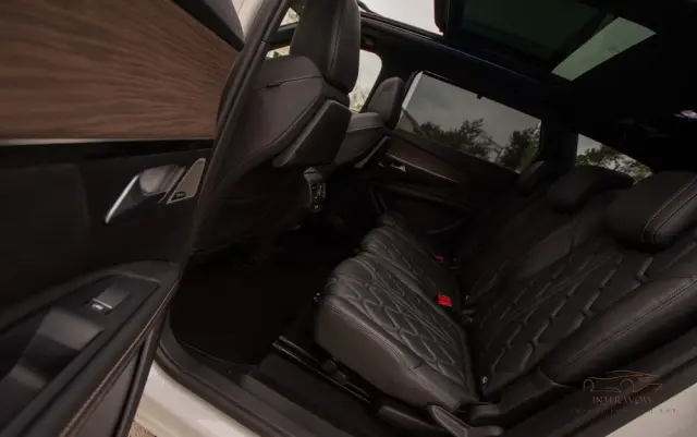PEUGEOT 5008 1.6 PureTech GT Pack S&S EAT8