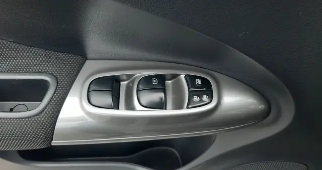 NISSAN Juke 1.6 Acenta