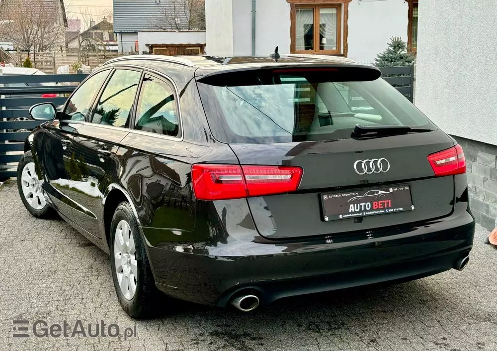 AUDI A6 Avant 2.0 TDI Ultra DPF S tronic