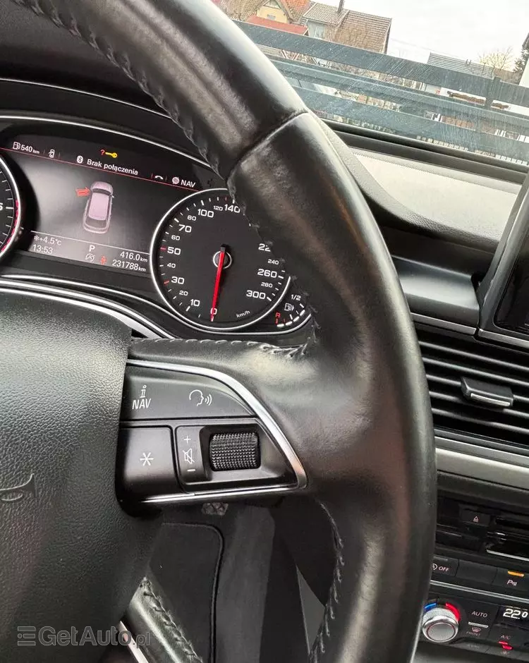 AUDI A6 Avant 2.0 TDI Ultra DPF S tronic