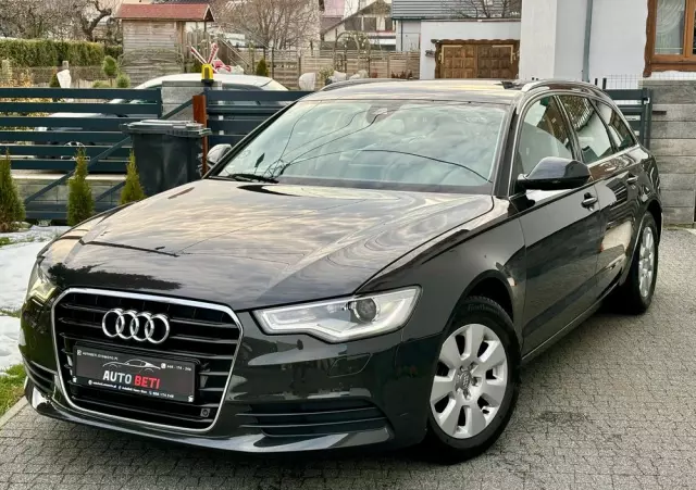 AUDI A6 Avant 2.0 TDI Ultra DPF S tronic