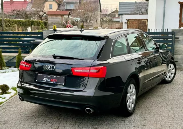 AUDI A6 Avant 2.0 TDI Ultra DPF S tronic