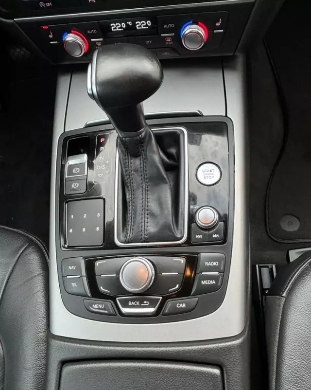 AUDI A6 Avant 2.0 TDI Ultra DPF S tronic