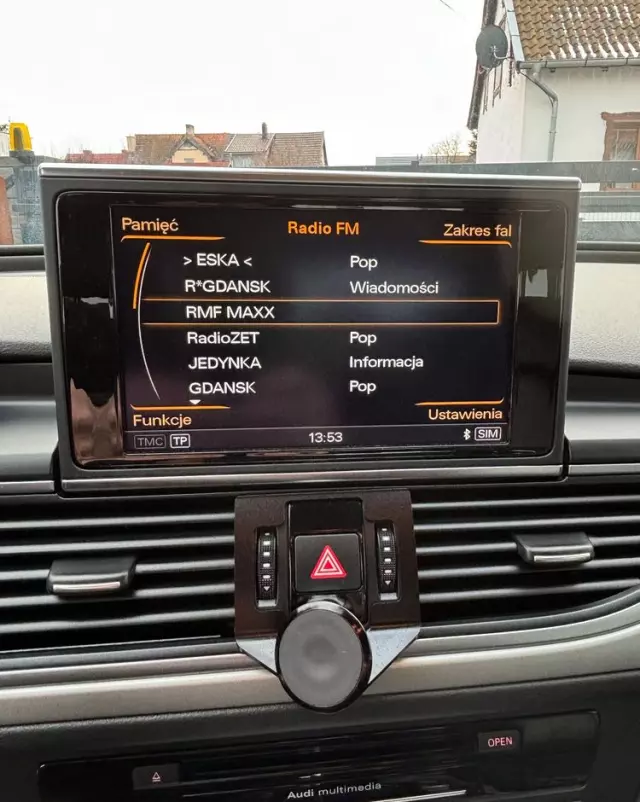 AUDI A6 Avant 2.0 TDI Ultra DPF S tronic