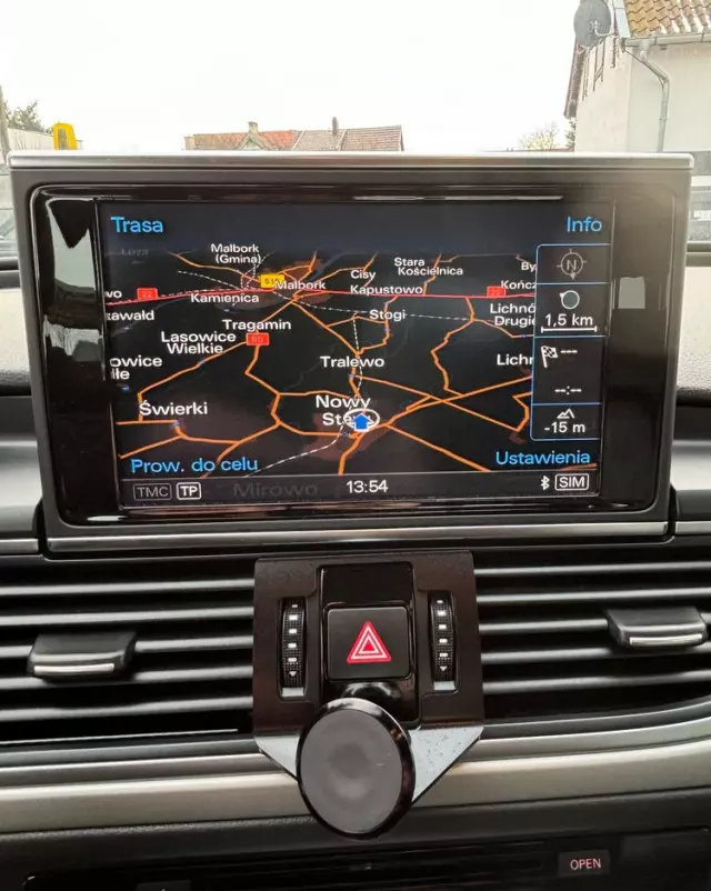 AUDI A6 Avant 2.0 TDI Ultra DPF S tronic