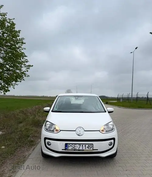 VOLKSWAGEN Up! 