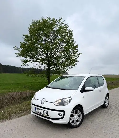 VOLKSWAGEN Up! 