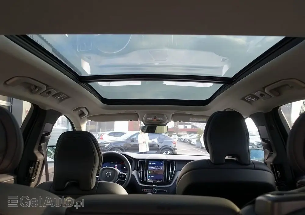 VOLVO XC 60 T6 AWD Recharge Plus Dark